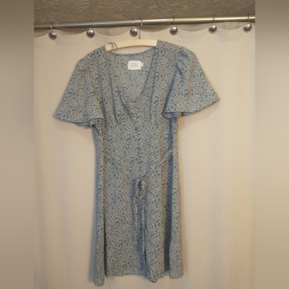 Cute baby blue floral print dress